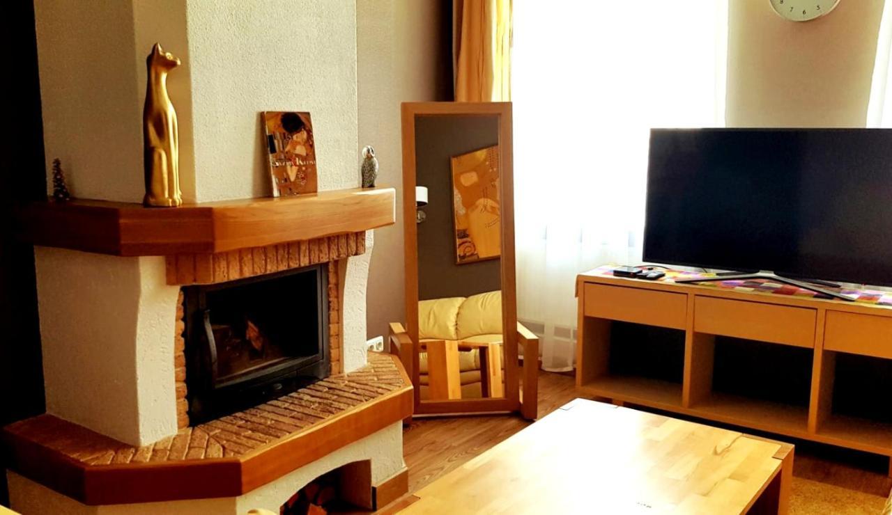 Gustav House Apartment Daugavpils Exterior foto