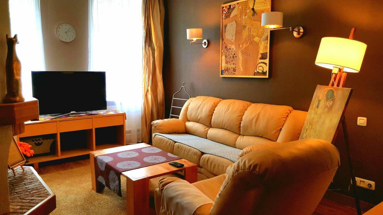 Gustav House Apartment Daugavpils Exterior foto